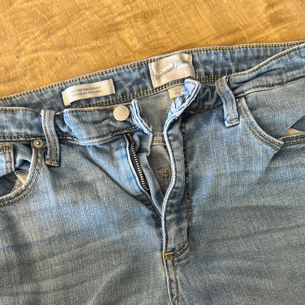 Women's Light Blue Jeans